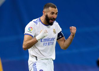 Benzema atrapa a Camacho