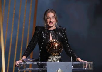 Alexia Putellas regresa a Sevilla con su Balón de Oro
