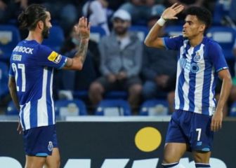 El Oporto vence y es líder a la espera del derbi lisboeta