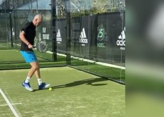 Rezuma clase en todo lo que hace: así levanta la bola el mago Zidane cuando juega al pádel