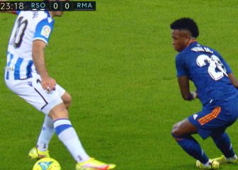 Entre tantas cosas que hizo se perdió este pedazo de regate de Vinicius a Oyarzabal