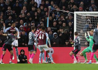 Ezri Konsa lidera la remontada del Aston Villa