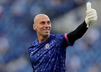 Caballero firma un contrato exprés