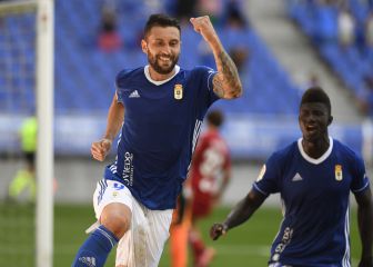 El Oviedo, de dulce, apunta al play-off de ascenso