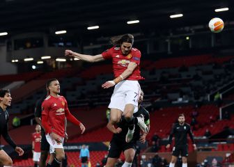 Al Barça le urge un ariete y Cavani toma forma