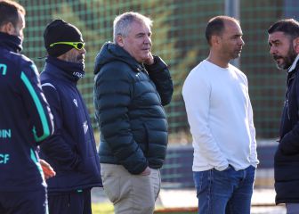 Vizcaíno muestra su apoyo a Cervera en el entrenamiento