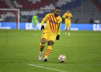 Más difícil todavía para Xavi: Memphis, un mes de baja, y Alba, seria duda