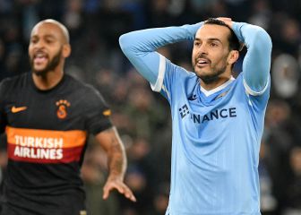 Lazio y Nápoles se clasifican; el Leicester sufre el peor batacazo