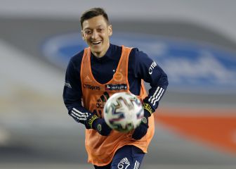 Ozil espantó a Rangnick