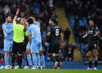 Increíble expulsión de Raúl Jiménez contra el City