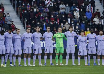 Aprobados y suspensos del Barça en un nuevo naufragio