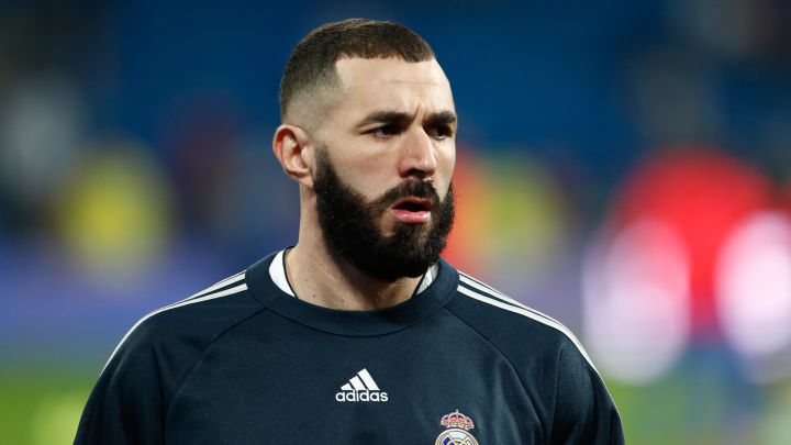 Benzema no sale después del descanso... como estaba previsto