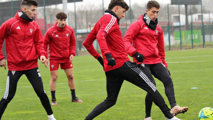 Duelo de necesitados en Anduva