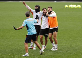 El Valencia por fin se sobrepone a la ausencia de Gayà