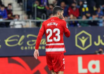 Aprobados y suspensos del Granada: Jorge Molina salvó un punto de fe en el 89'