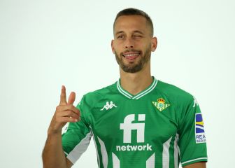 Canales, renovado con una cláusula desorbitada