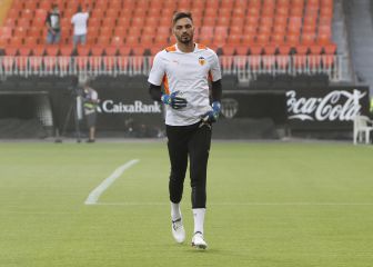 Mamardashvili desaparece del once, pero el Valencia le comprará