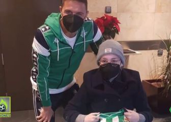 La grandeza de Joaquín no tiene límites: su gesto con una aficionada enferma de leucemia