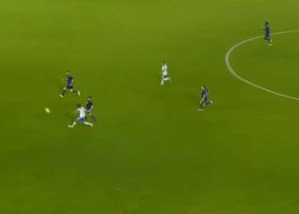 La cantada de Codina con las leyendas del Real Madrid que levantó a la grada en Tenerife