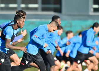 Marcelino cita a Agirrezabala y Paredes para suplir ante el Betis a Simón e Iñigo Martínez