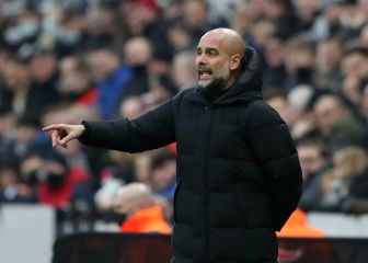 Guardiola le echa un cable a Xavi