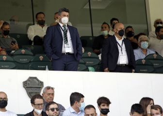 Bragarnik apuesta por reforzar las dos bandas y la mediapunta