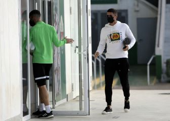 El Elche organiza una recogida solidaria de alimentos ante el Granada