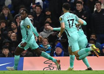 Welbeck le amarga el fin de año al Chelsea en el descuento