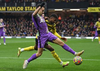 Davinson Sánchez y el árbitro dan la victoria al Tottenham