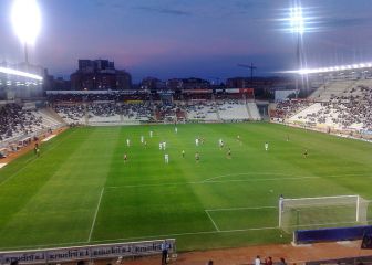 El Albacete busca un delantero y un centrocampista