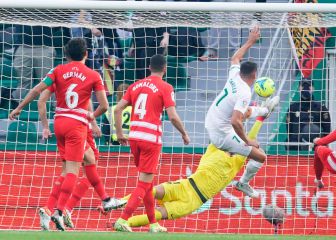 El Elche resiste ante todo