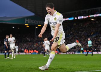 El Leeds se pasea ante el Burnley