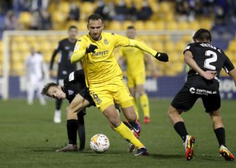 Paulino y Dani Martín dan al Málaga la primera victoria fuera de casa