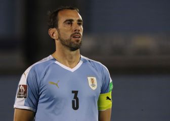 Godín decide su futuro