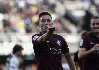 Escriche irrumpe en plena búsqueda de un nueve