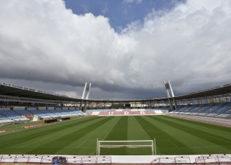 El Almería acerca el fútbol a menores tutelados