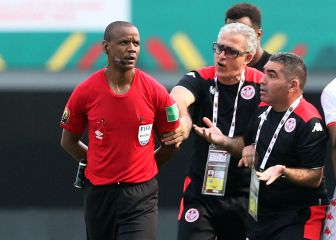 Escándalo en el Túnez-Mali: ¡el árbitro pitó el final en el 85'!