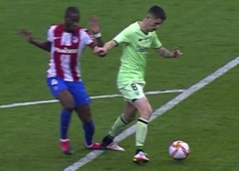 La polémica en la segunda semifinal: dos penaltis pasados por alto...