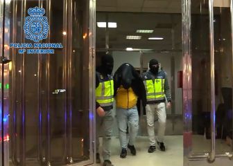 La Policía Nacional detiene al autor del lanzamiento del palo
a Jordán en el Betis-Sevilla