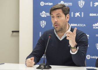 El Huesca busca un delantero y un central