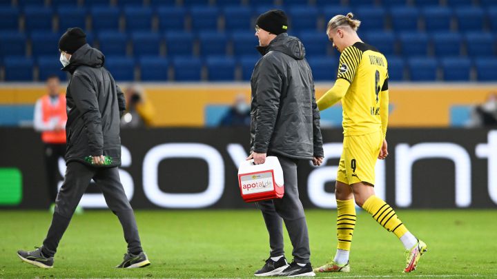 Haaland se retira lesionado en el partido ante el Hoffenheim