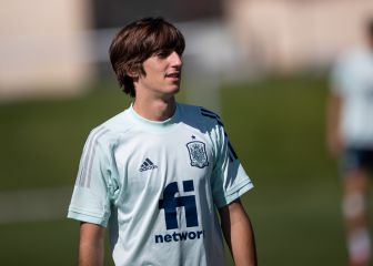 El Valencia pide al Tottenham la cesión de Bryan Gil