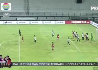 Este arquero regaló un gol de la forma más insólita que se ha visto