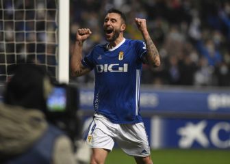 El Oviedo acaba con dos zarpazos con el Almería