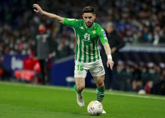 Oficial: Álex Moreno amplía hasta 2025 con el Betis