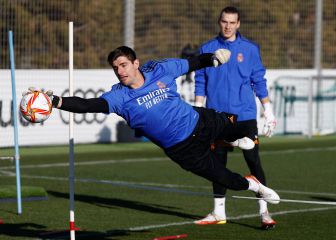 Lunin acaricia el premio