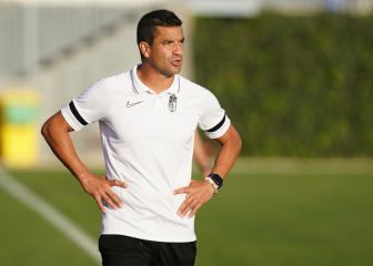 Torrecilla, el 'forjador' en cantera nazarí, cumple 150 partidos