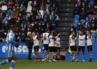 Oyarzun profana Riazor