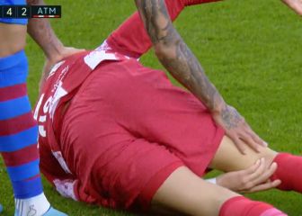 La inexplicable acción de Dani Alves: ¡roja por esta patada!