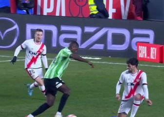 Directo al Olimpo de los mejores caños del fútbol: locura total lo de Carvalho en el gol del Betis